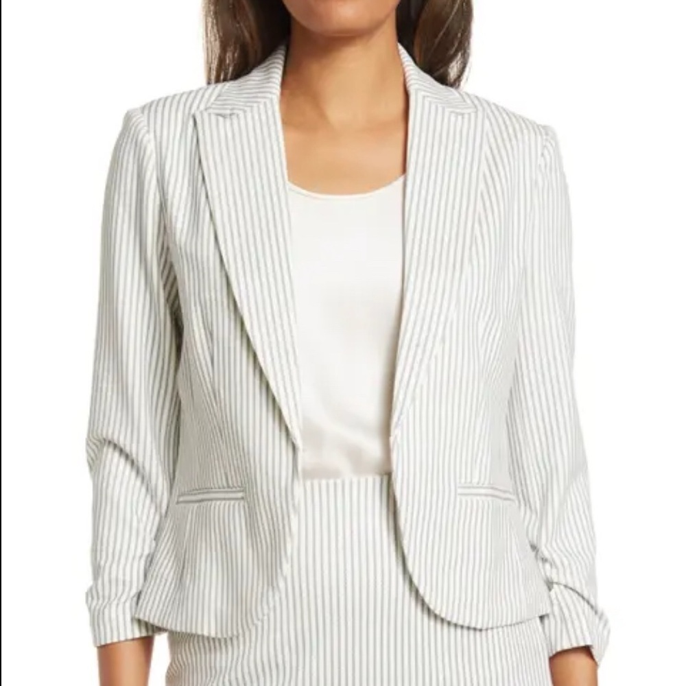 NWT Amanda & Chelsea White and Gray Striped Blazer Sz Large